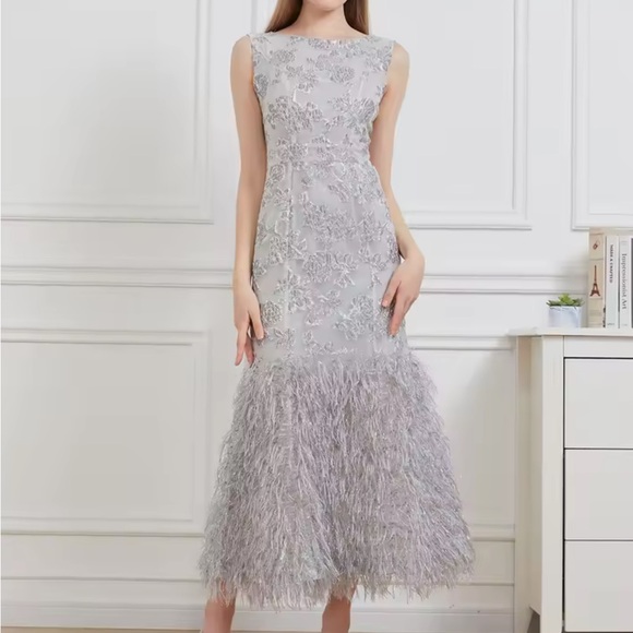 Dresses & Skirts - NWOT ✨ Chic Silver Embellished Dress with Fringe